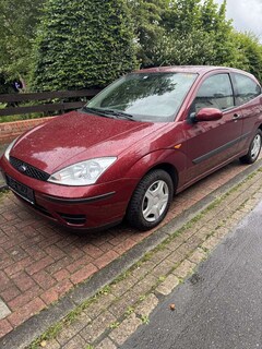 Ford Focus 1.6 Benzin TÜV 11/26