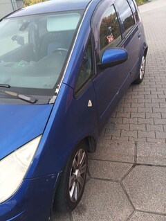 Bild des Angebotes Mitsubishi Colt 1.1 Inform