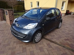 Bild des Angebotes Peugeot 107 107  3-Türer + ohne TüV + gepflegt + SR + WR