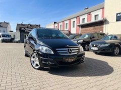 Bild des Angebotes Mercedes-Benz B 200 Turbo Grand Edition+AUTOMATIK+PANO+SHZ+PDC