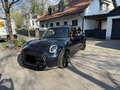 Bild des Angebotes MINI Cooper S Aut. Yours Trim