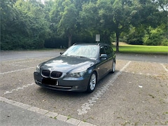 Bild des Angebotes BMW 520 520d Touring Aut. Bi-Xenon Navi 8-Fach