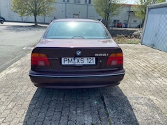 Bild des Angebotes BMW 528 528i