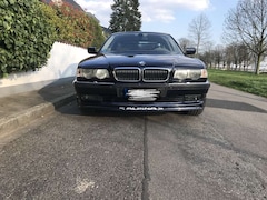 BMW 740 i mit LPG