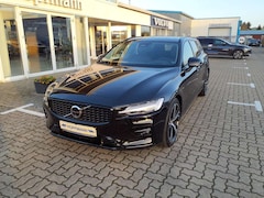 Bild des Angebotes Volvo V60 B4 Diesel Ultimate Dark