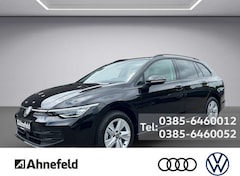 Bild des Angebotes VW Golf VIII Variant Life 1.5 l eTSI DSG