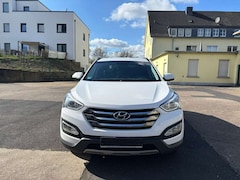 Bild des Angebotes Hyundai SANTA FE 2.0 CRDI 2WD Premium bitte im T 01788657954 danke