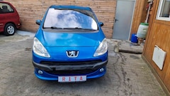 Bild des Angebotes Peugeot 1007 Klima, ESP, Nichtraucher, Standheizung