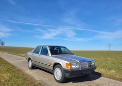 Mercedes-Benz 190 190 E