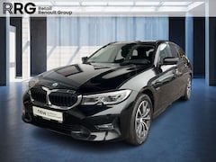 Bild des Angebotes BMW 330 330e xDrive Sport Line
