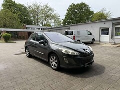 Bild des Angebotes Peugeot 308 120 VTi Automatik Sport