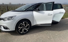 Bild des Angebotes Renault Grand Scenic ENERGY TCe 140 BOSE EDITION