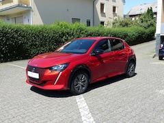 Bild des Angebotes Peugeot e-208 208 Elektromotor 136 Allure