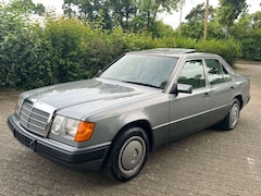 Bild des Angebotes Mercedes-Benz 200 E*AUTOM*OLTIMER*H-ZULASSUNG MÖGLICH*TOP GEPF*