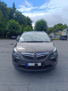 Bild des Angebotes Opel Zafira Tourer 2.0 CDTI Automatik Innovation OPC, 7 Sitze