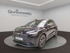 Audi e-tron quattro S line AHK Head-up-Display