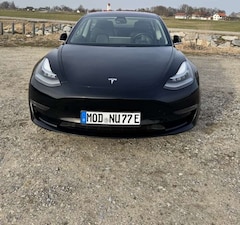 Tesla Model 3 Langstreckenbatt. Allradantrieb Dual Motor Performance
