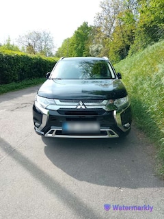 Bild des Angebotes Mitsubishi Outlander 2.0 4WD Plug-In Hybrid