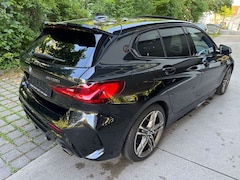 Bild des Angebotes BMW 135 1 Lim. M135 i xDrive,LED,HeadUpPanoramaParkassis