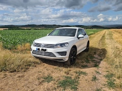 Bild des Angebotes VW Touareg 3.0 TDI 4 Motion R-Line