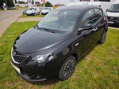 Bild des Angebotes Lancia Ypsilon 1.0 Hybrid Platin, Kamera, Tempomat, Alu