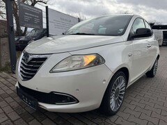 Bild des Angebotes Lancia Ypsilon YPSILON 0.9l S&S KLIMA PDC ***GEBRAUCHSSPUREN***