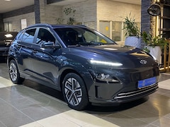 Bild des Angebotes Hyundai KONA Edition 30+ digCockpit ACC Wärmepumpe R.Cam
