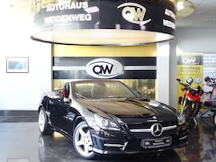 Bild des Angebotes Mercedes-Benz SLK 200 Roadster AMG Line Sport Leder Navi H&K