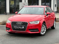 Bild des Angebotes Audi A3 Attraction *Klima*PDC*SHZ*1.Hand*