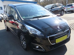 Bild des Angebotes Peugeot 5008 Allure