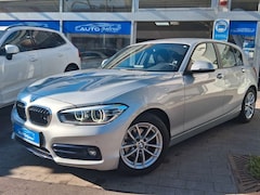 Bild des Angebotes BMW 118 i Sport Line /Parkpilot/LED Sw/BMW S-Heft/Alu