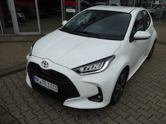Bild des Angebotes Toyota Yaris 1.5H Teamplayer + Comfort und Safety-Paket