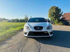 Bild des Angebotes SEAT Leon 2.0 T FSI Cupra R - 265 PS - EZ 2012 - 171.640km