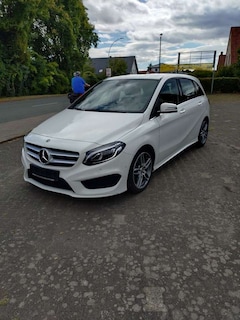 Bild des Angebotes Mercedes-Benz B 180 Automatik AMG-Line Navi PDC Sitzheizung