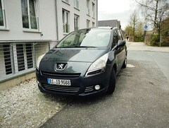 Bild des Angebotes Peugeot 5008 5008+HDI+FAP+115+Allure