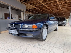 Bild des Angebotes BMW 728 i E38 Handschalter*Scheckheft*Schiebedach*