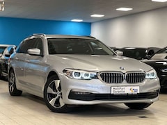 Bild des Angebotes BMW 520 d xDrive/LivCP+/ParkAss/ActGuard/StandHz/AHK