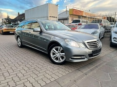 Bild des Angebotes Mercedes-Benz E 350 CDI T 4Matic*NAVI*LEDER*SHZG*BiXENON*