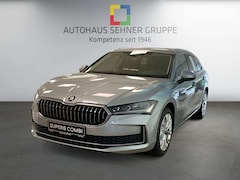 Bild des Angebotes Skoda Superb Combi 2,0 TDI Selection +Navi+AHK+SHZ