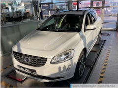Bild des Angebotes Volvo XC60 D4 2WD Summum Geartronic Navi Xenon DigCock