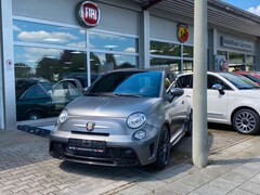 Bild des Angebotes Abarth 695 Biposto/Akrapovic/Carbon-Bodykit/Mattgrau