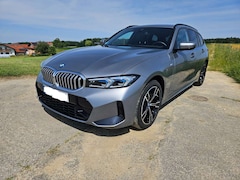 Bild des Angebotes BMW 330 3er tour 330e xDrive, PaDa, HuD, AHK, Gar bis 2029