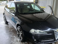 Bild des Angebotes Alfa Romeo 147 147 1.9 JTDM 8V Corse