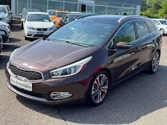 Bild des Angebotes Kia Ceed / cee'd Edition  Navi Pano pemp Xenon Shz