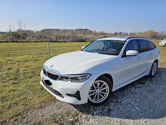Bild des Angebotes BMW 320 d Touring Alpina Weiß Panorama Business Navi