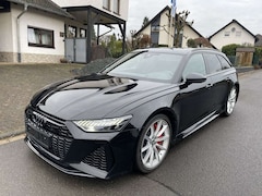 Bild des Angebotes Audi RS6 RS6 Avant /Dyna+/Design-RS Rot/Audi Garantie 11/27