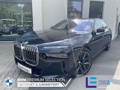 Bild des Angebotes BMW i7 xDrive60 Limo M Sport || Massage B&W Autobahnass