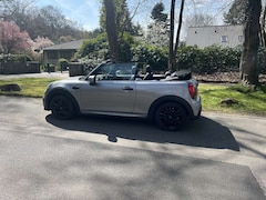 Bild des Angebotes MINI John Cooper Works Cabrio Aut. Trim