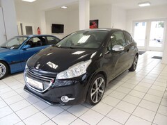 Bild des Angebotes Peugeot 208 Allure*Navi*Panorama*GT
