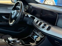 Bild des Angebotes Mercedes-Benz E 220 d T 9-G Tronic/360°K/LED/AHK/ACC/Widescreen